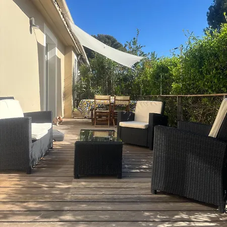 Le Nid Bleu * Sanary-sur-Mer